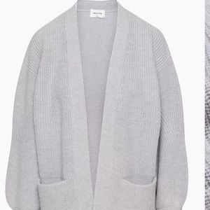 Aritzia Wilfred Free Unwind cardigan